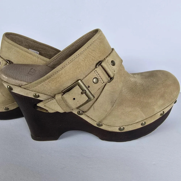 Ugg Women’s Natallie Leather Studded Platform Slip On Tan Clog Size 7 - Picture 8 of 16